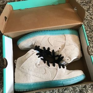 Nike SB Dunk “Baohaus” Size 9